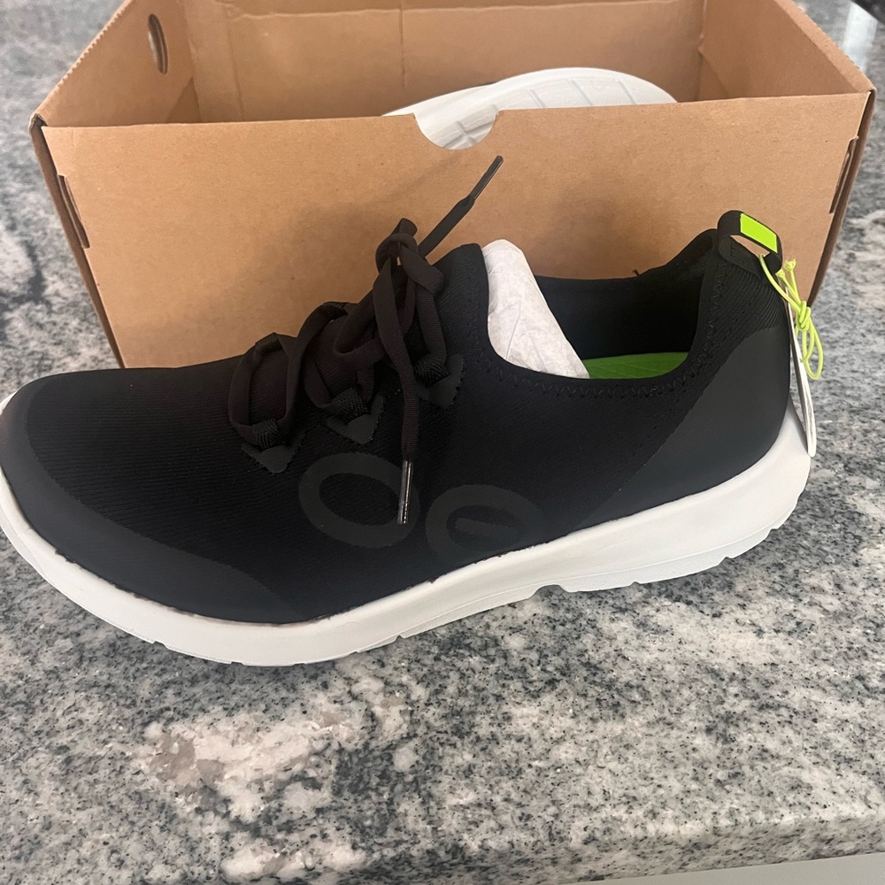OOFOS Black and White Athletic Shoes